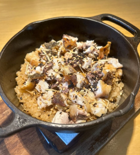 炭火焼き鰤と花びらだけの炊き込みご飯