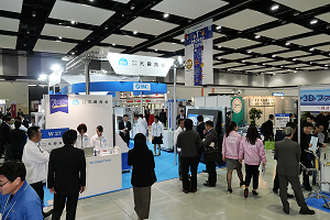 Japanese exhibitors' booths-2 サムネイル